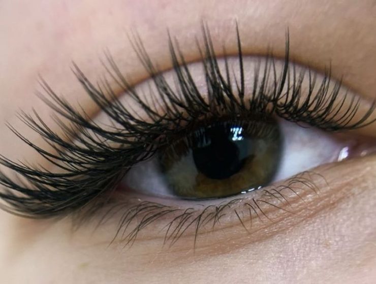 Ranking: Die besten Sets für DIY Wimpernextensions zu Hause