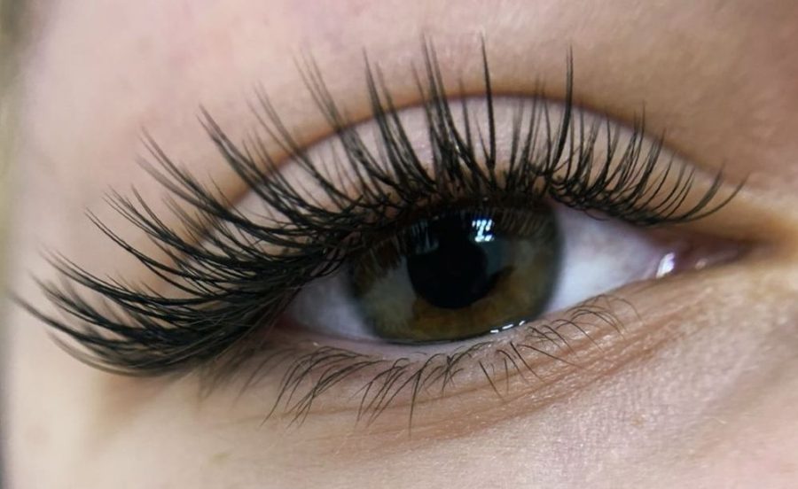 Ranking: Die besten Sets für DIY Wimpernextensions zu Hause